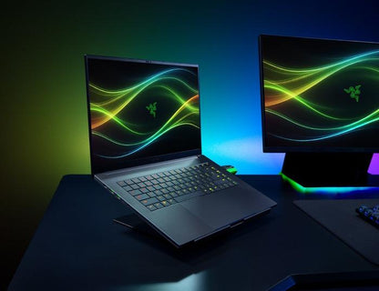RAZER BLADE 16 2026 ULTRA 9 386H 32GB RAM 2TB SSD RTX 5090 24GB VRAM 16" OLED WQXGA 240HZ